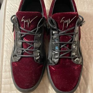 100% Authentic GIUSEPPE ZANOTTI Mens Velvet Sneakers